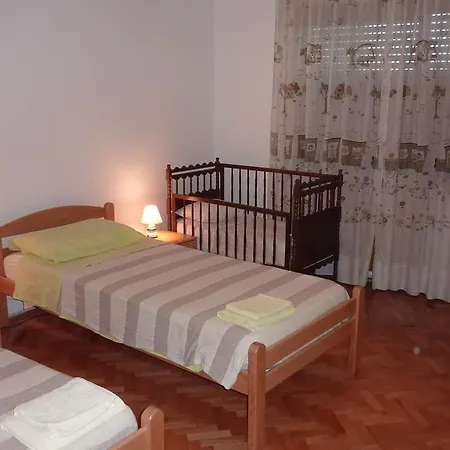 Rose Apartment *