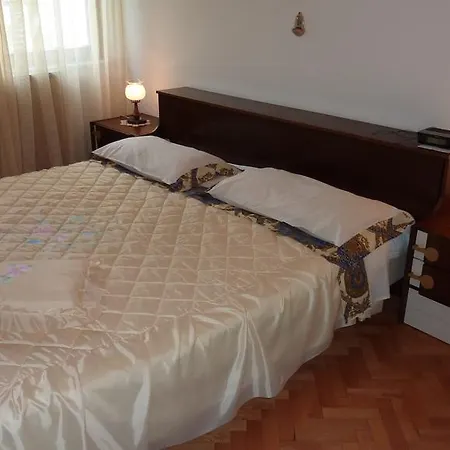Apartament Rose *