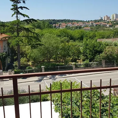 Rose Apartament